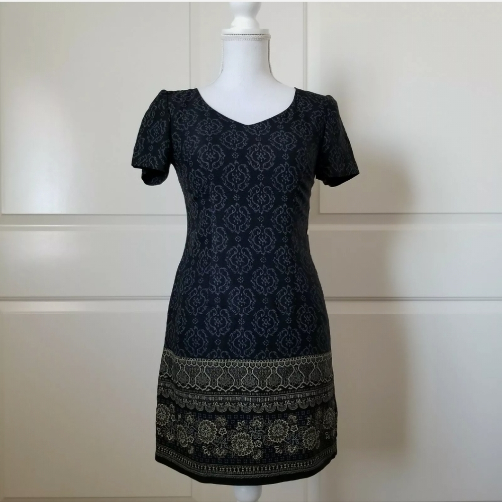 CDC Womens Shift Dress Size 8 Black Gold Work Career casual 100% Acetate